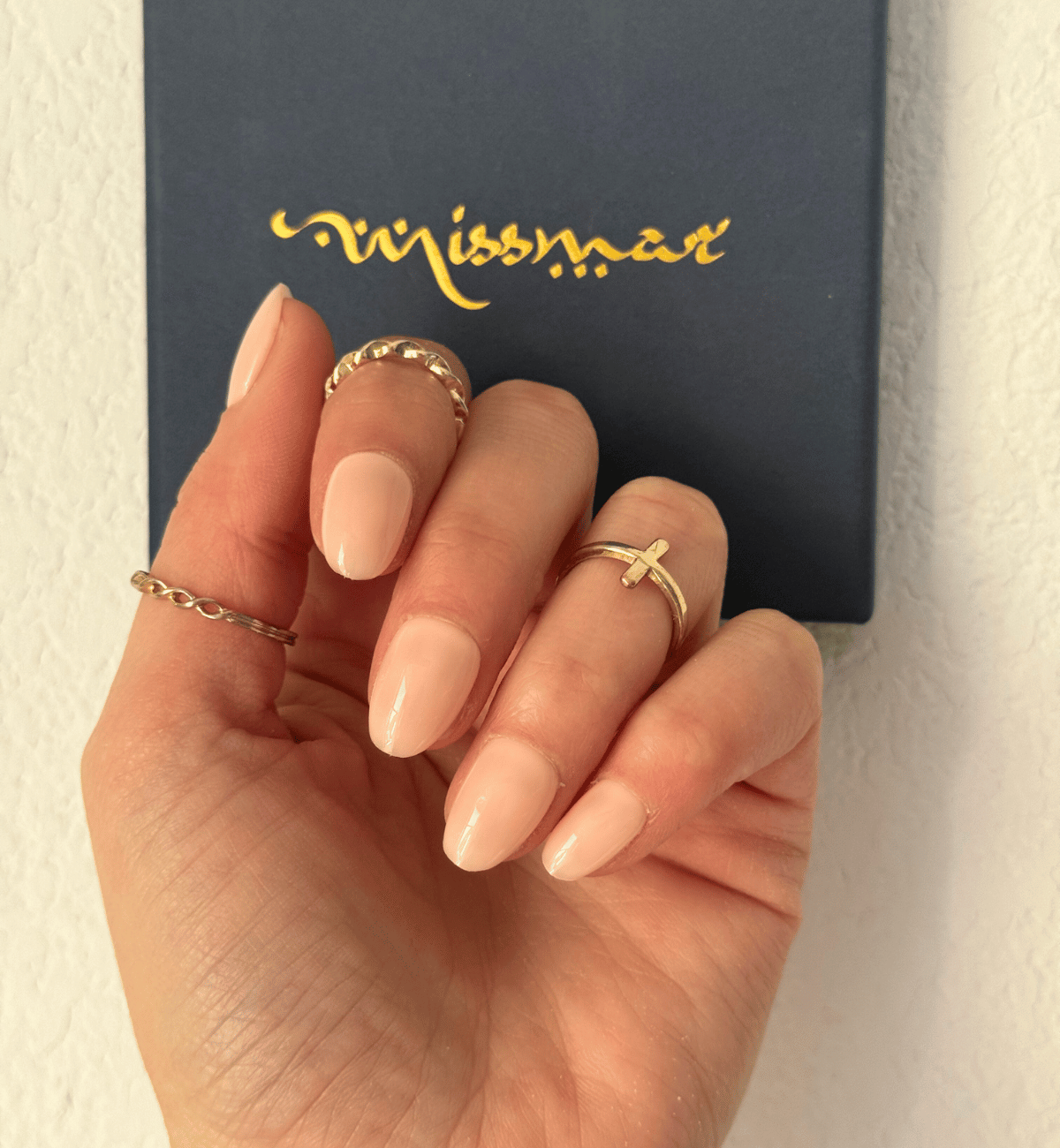 FAUX ONGLES ABRICOT NUDES ARRONDIS COURTS