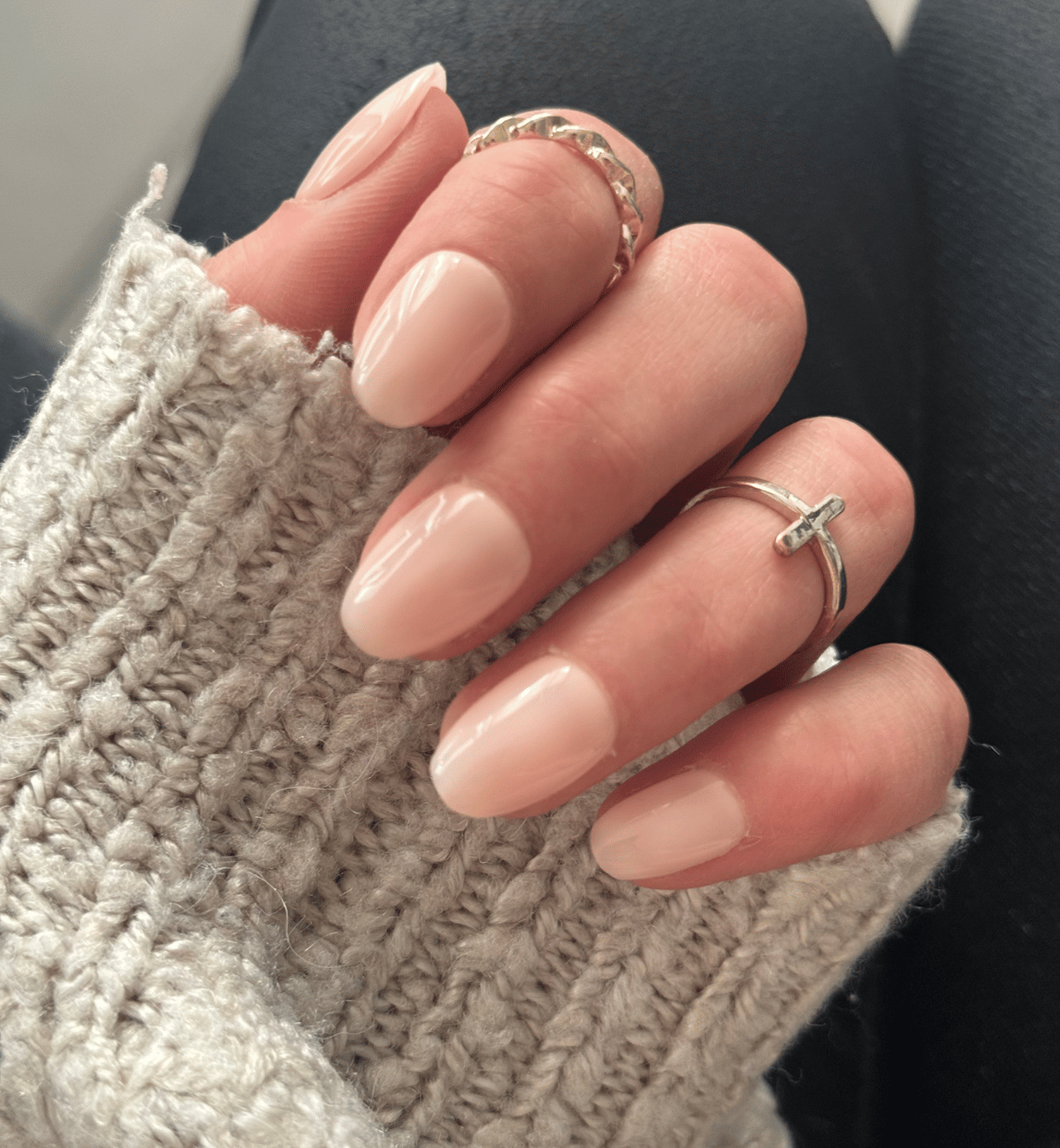 FAUX ONGLES ABRICOT NUDES ARRONDIS COURTS