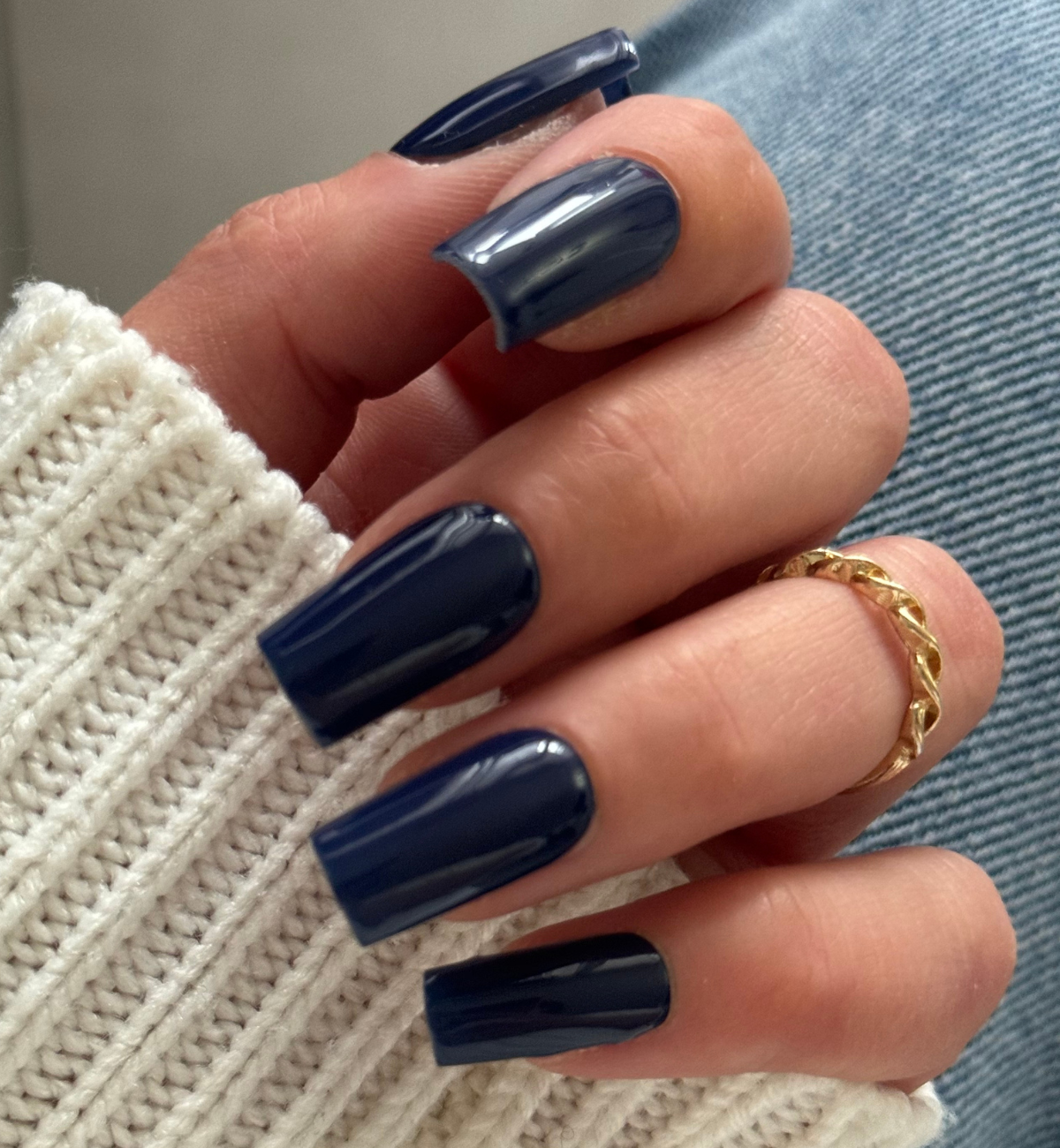 FAUX ONGLES BLEUS NUIT CARRÉS MÉDIUM