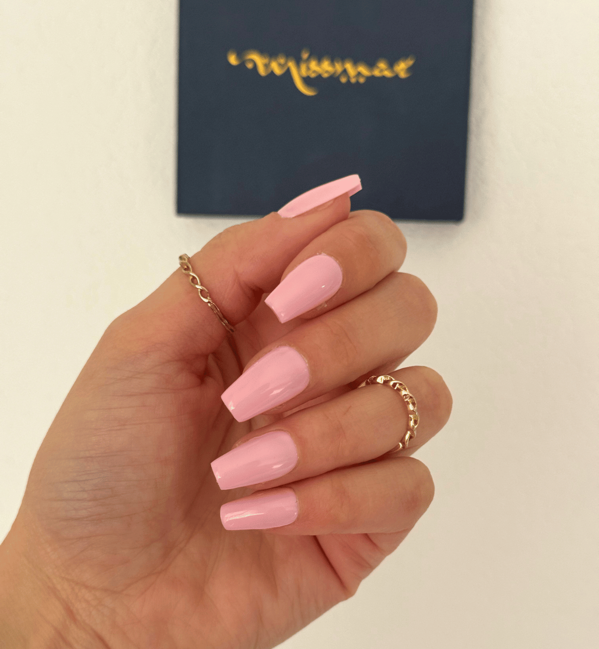 FAUX ONGLES ROSES PÂLES COFFINS MÉDIUM