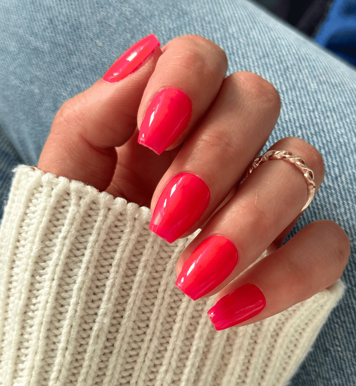 FAUX ONGLES ROSES FUSHIA COFFINS COURTS