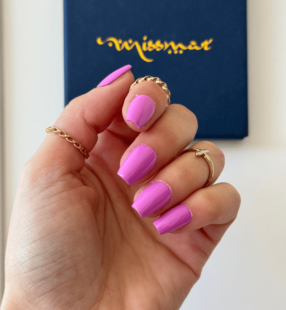 FAUX ONGLES LILAS COFFINS COURTS