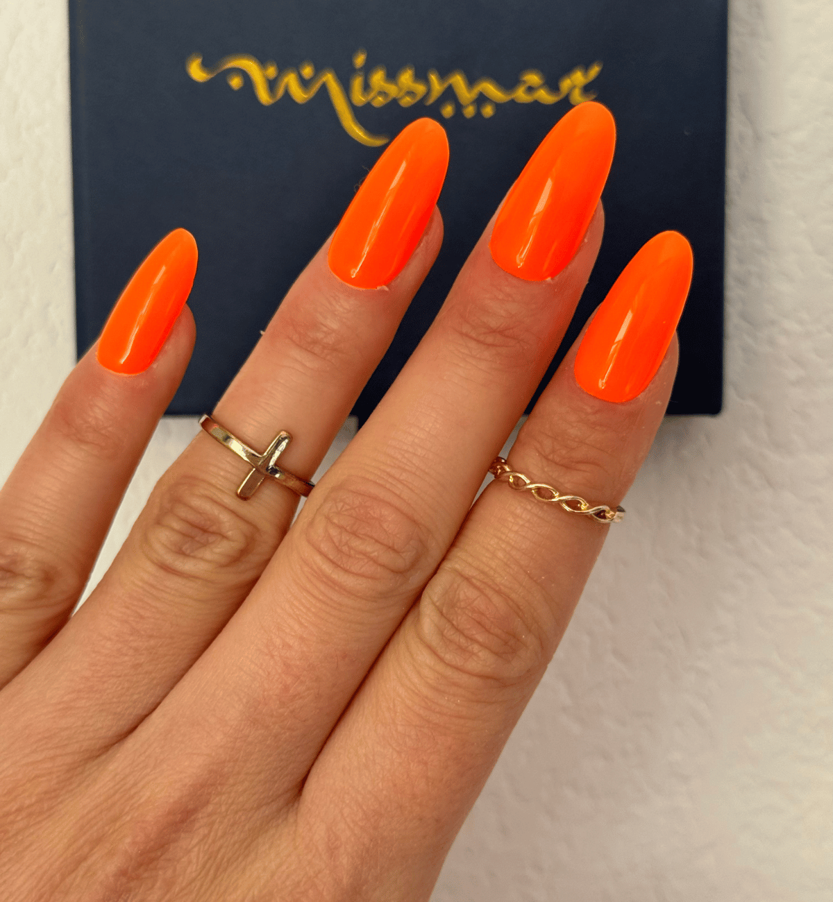 FAUX ONGLES MANDARINES ARRONDIS MEDIUM