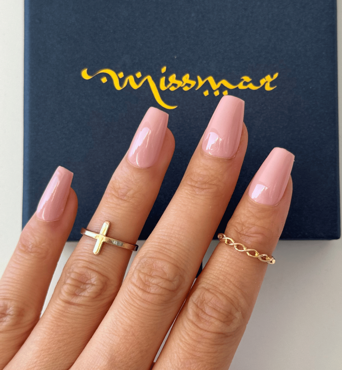 FAUX ONGLES ROSES PERLES COFFINS MÉDIUM