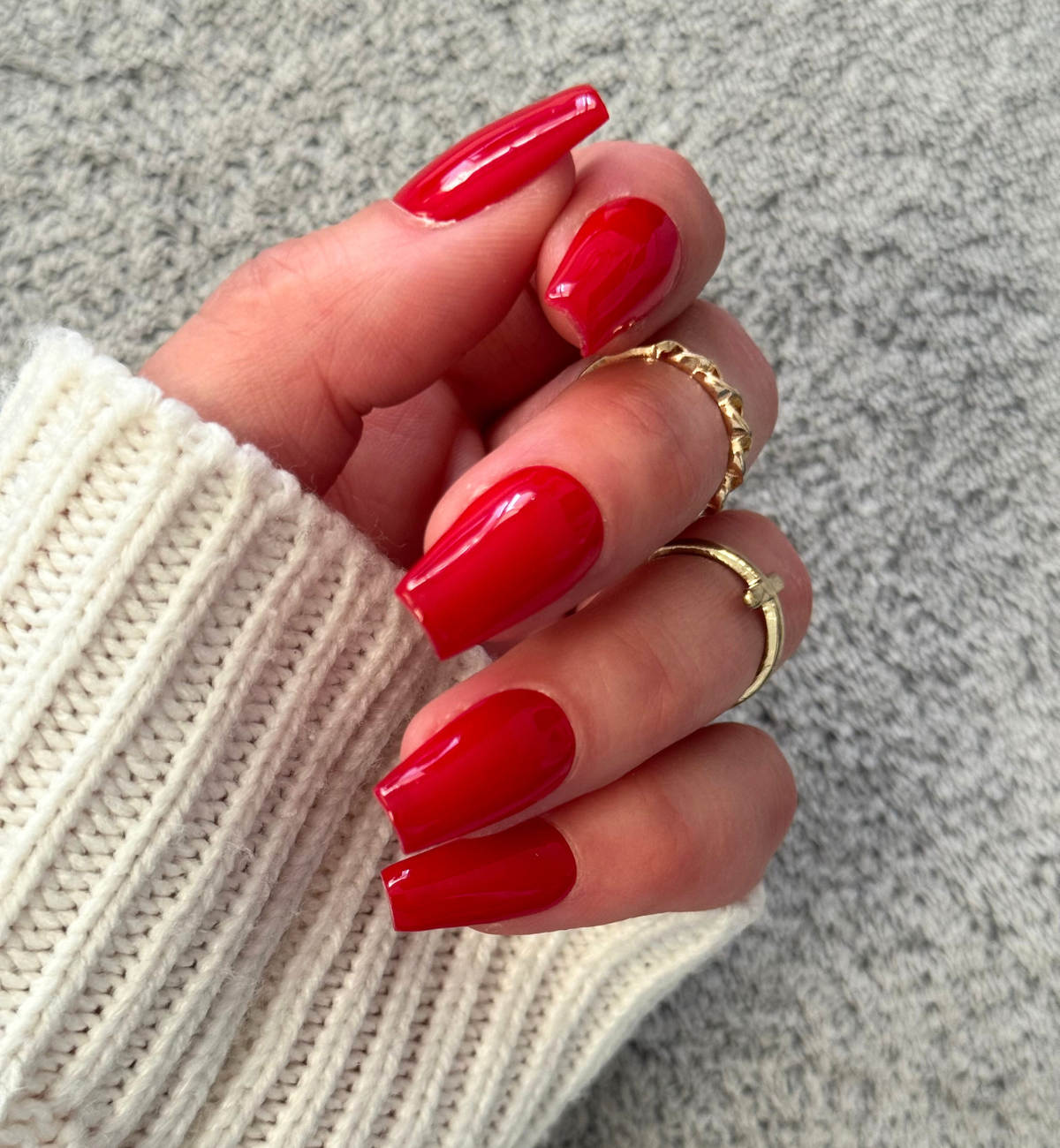 FAUX ONGLES ROUGES COFFINS MÉDIUM