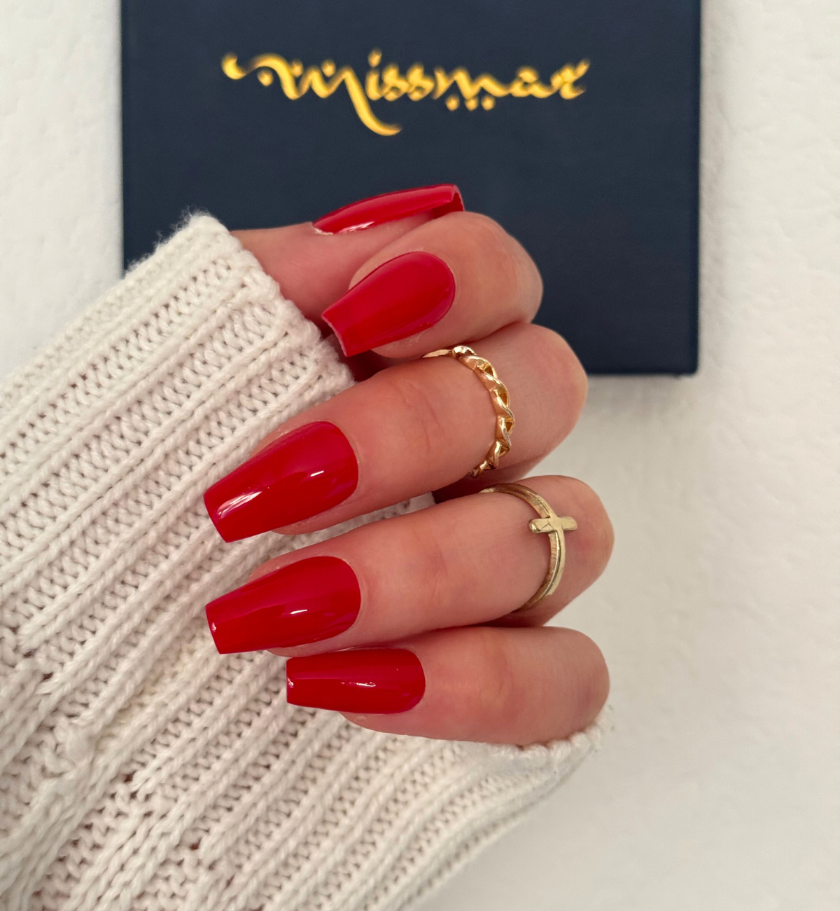 FAUX ONGLES ROUGES COFFINS MÉDIUM