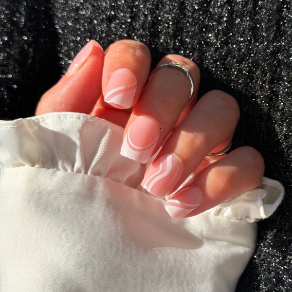 Faux Ongles French Motif Carré Court