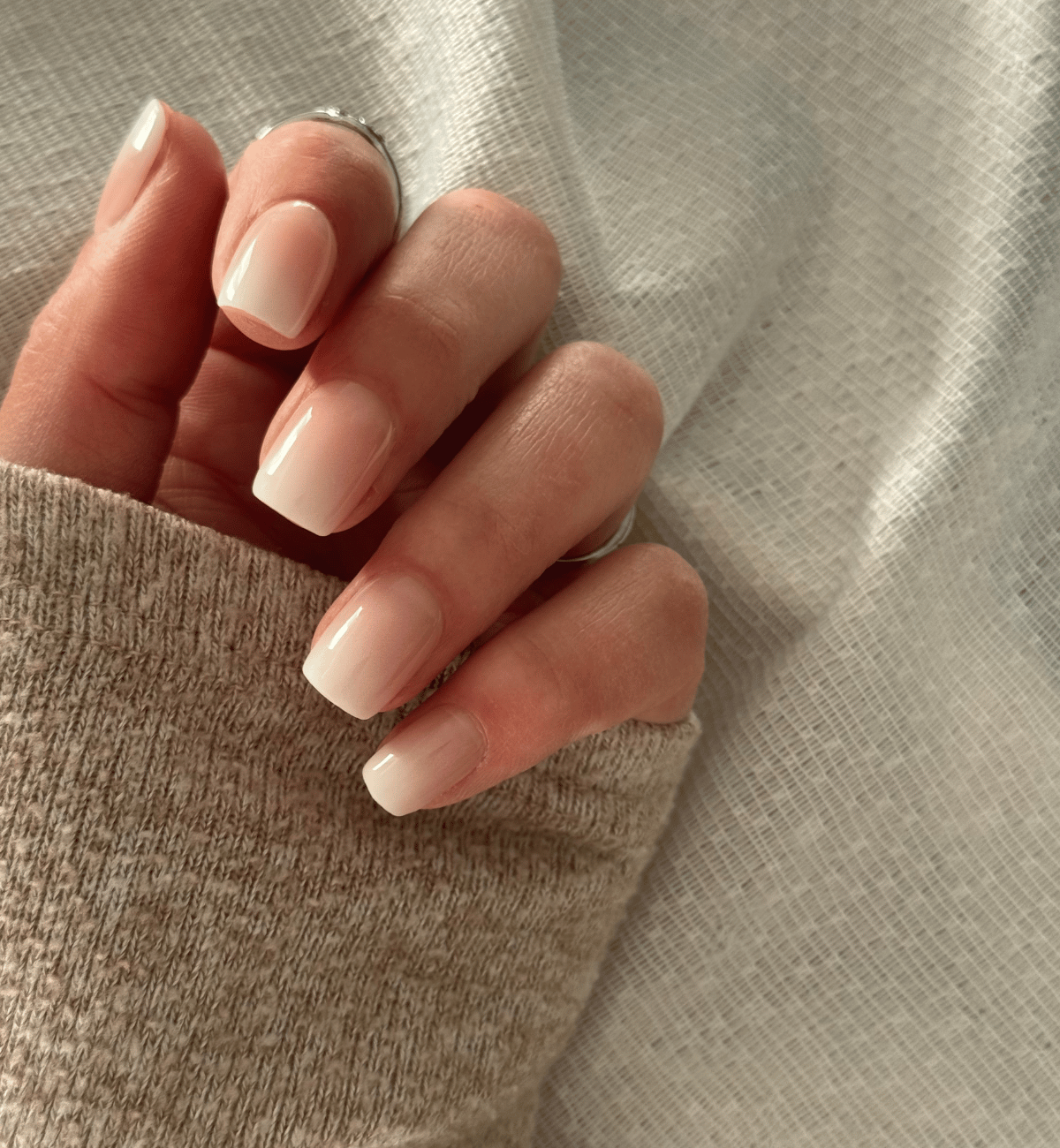 Faux ongles Baby-Boomer carré court