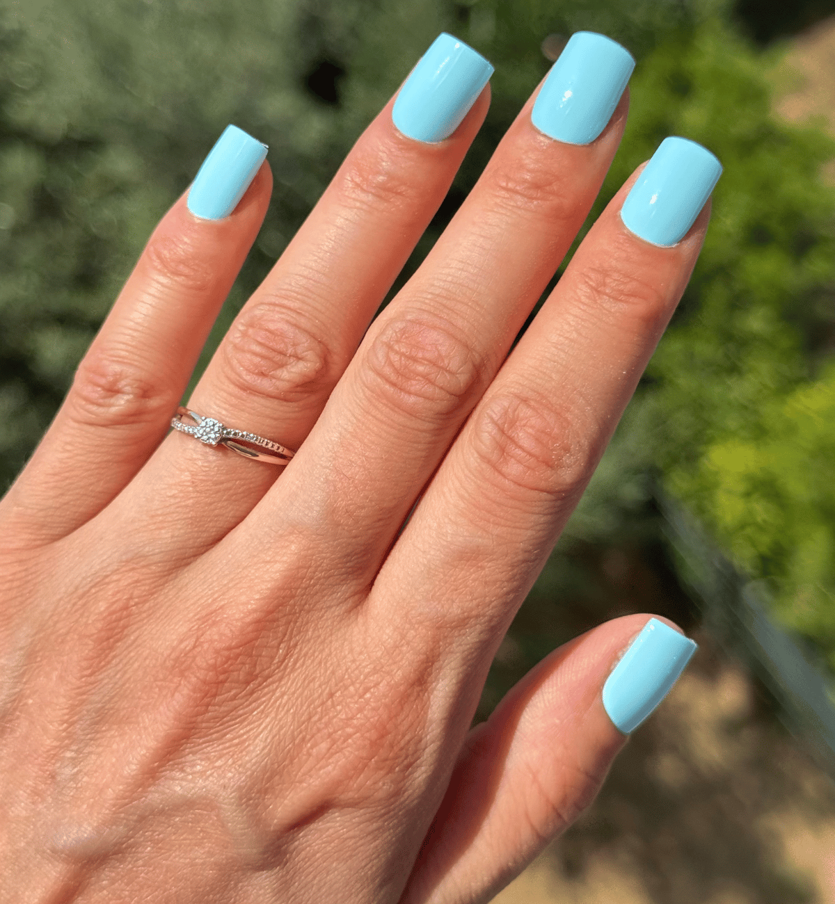 Faux ongles bleu glacier carré court
