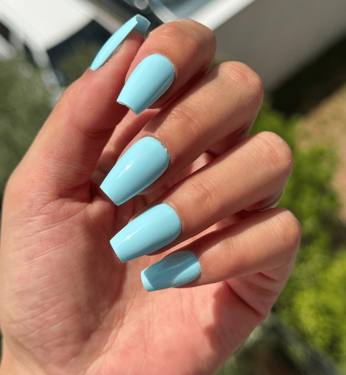 FAUX ONGLES BLEU GLACIER COFFIN MEDIUM