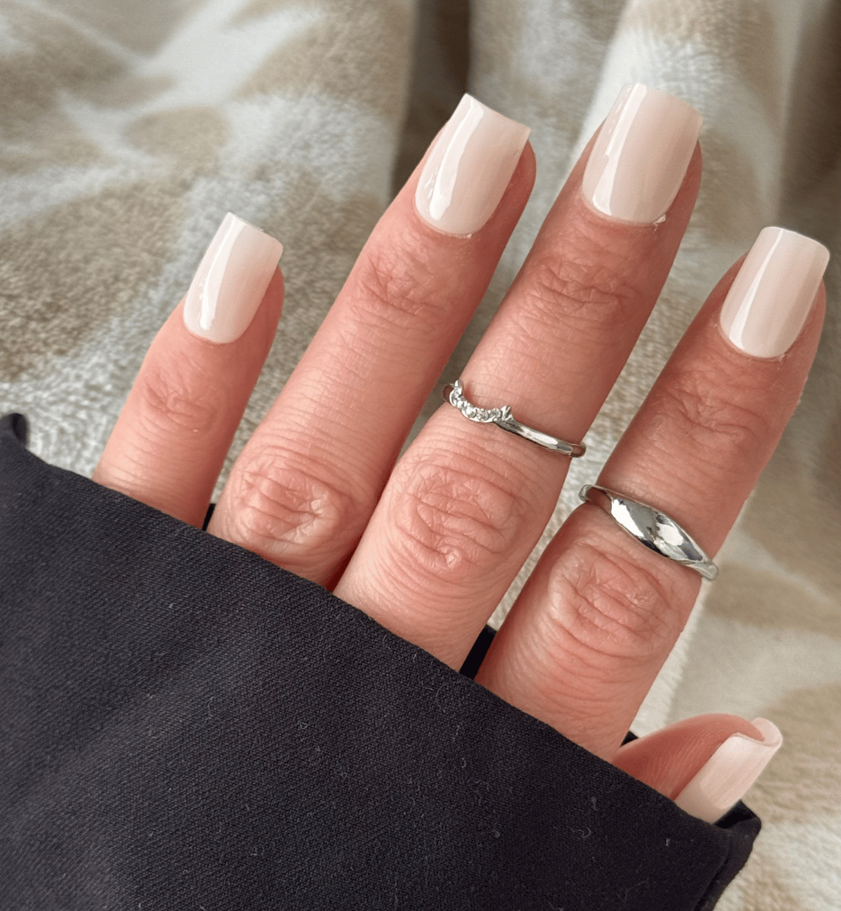 FAUX ONGLES CREAMY CARRÉS COURTS