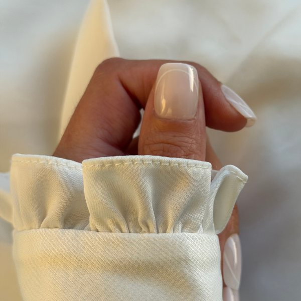 Faux ongles French milky outline carré extra court, vue 4
