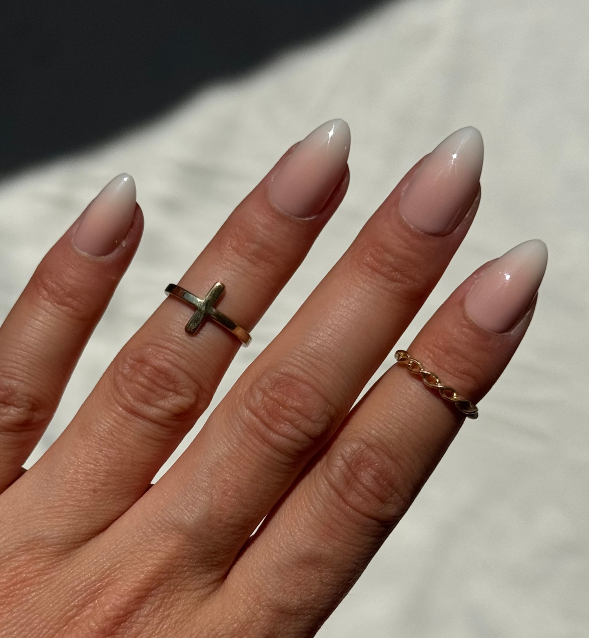FAUX ONGLES BABY-BOOMER AMANDES MÉDIUM