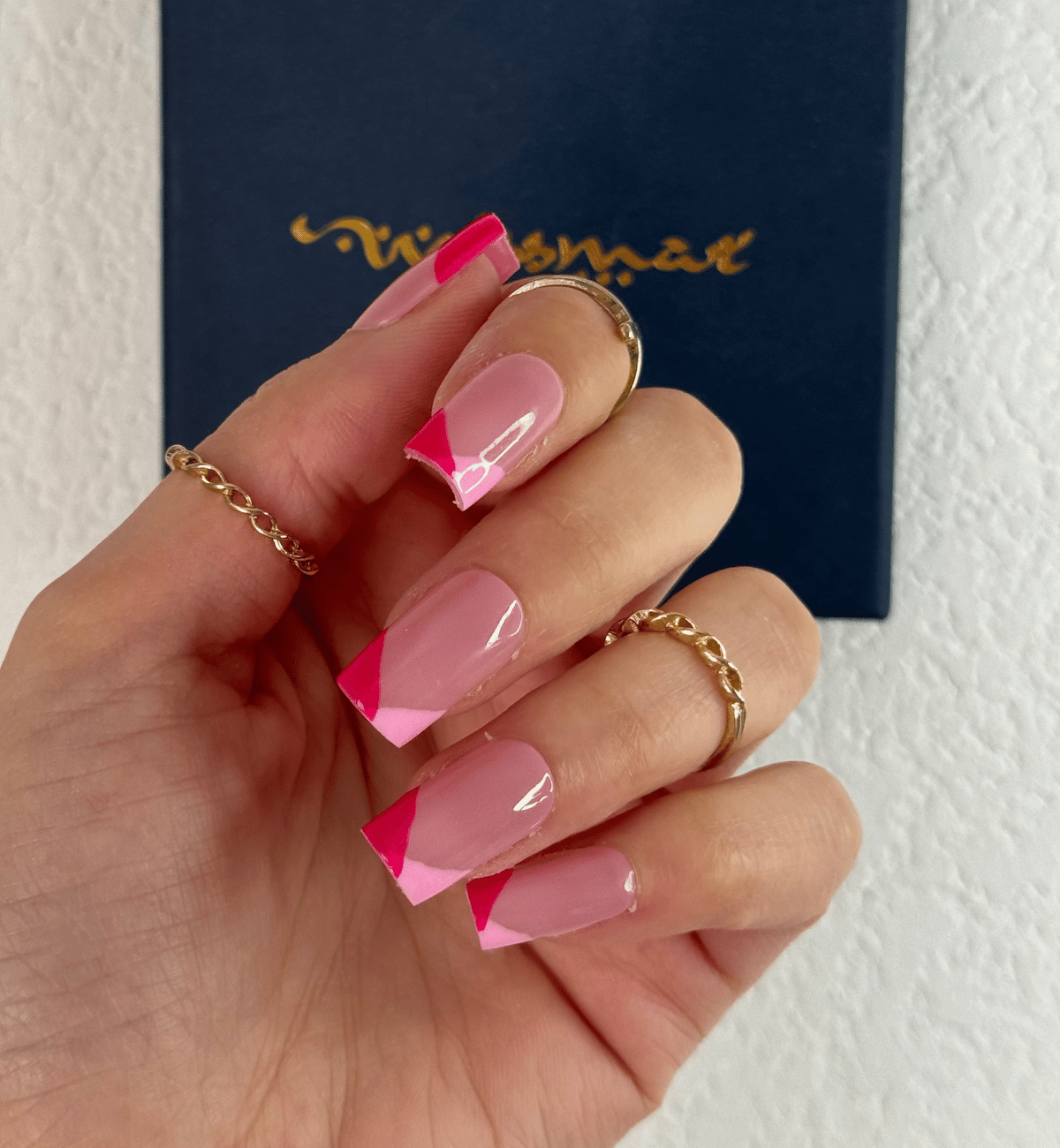 FAUX ONGLES FRENCH TRIANGULAIRE ROSE CARRÉ MEDIUM