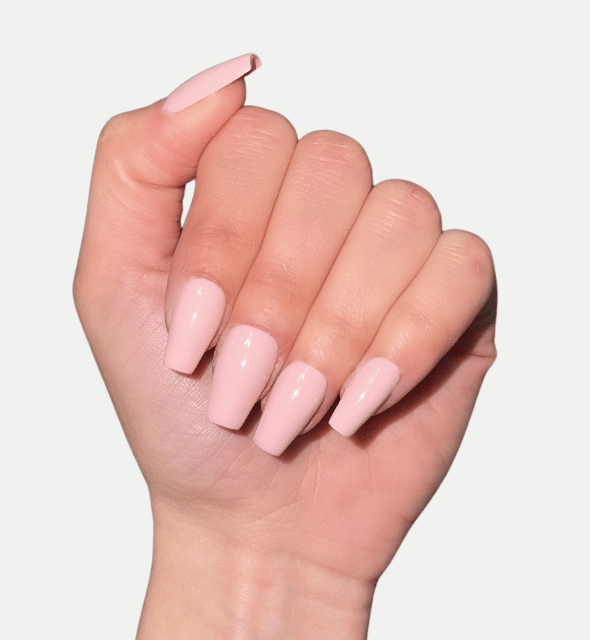 FAUX ONGLES NUDE ROSÉE COFFIN MEDIUM