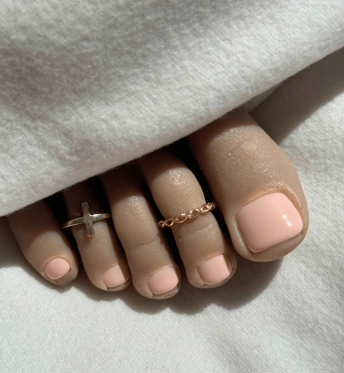 FAUX ONGLES PIEDS NUDE ABRICOT