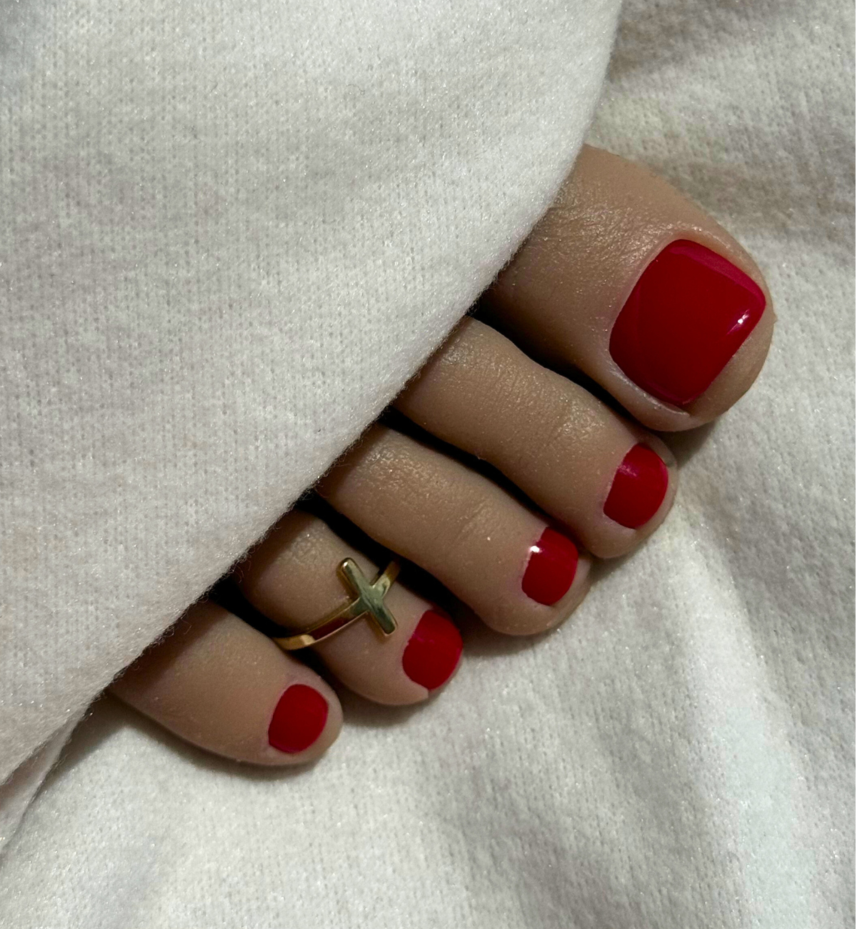 FAUX ONGLES PIEDS ROUGE