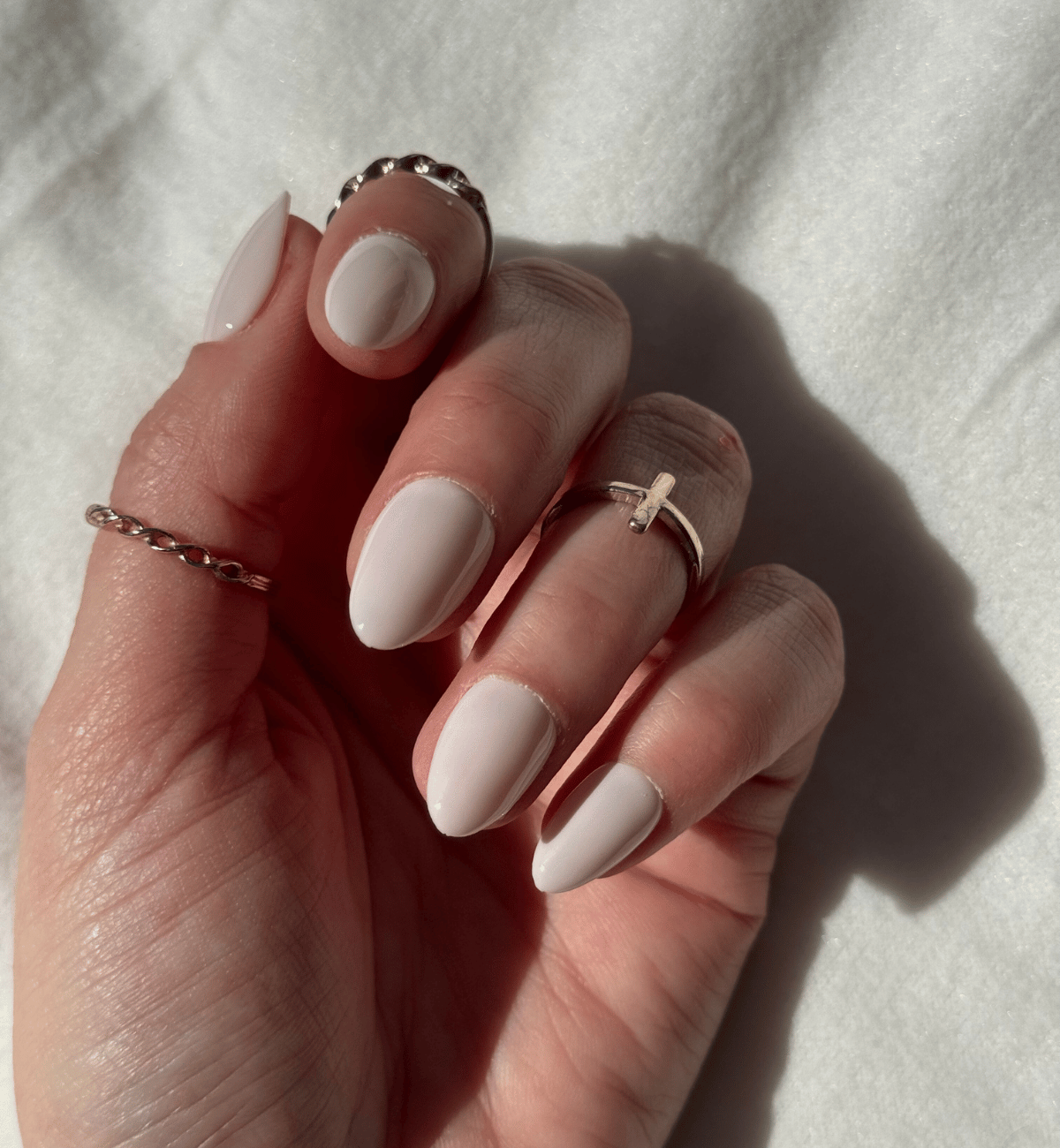 FAUX ONGLES CREAMY AMANDE COURT