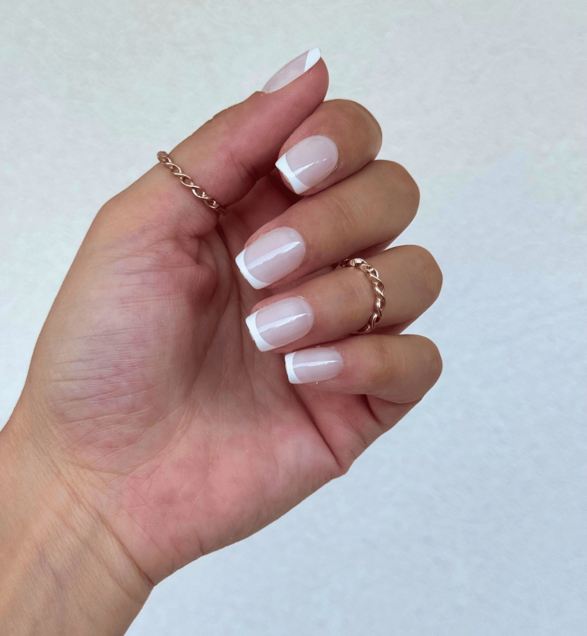 Faux ongles French Milky carré court