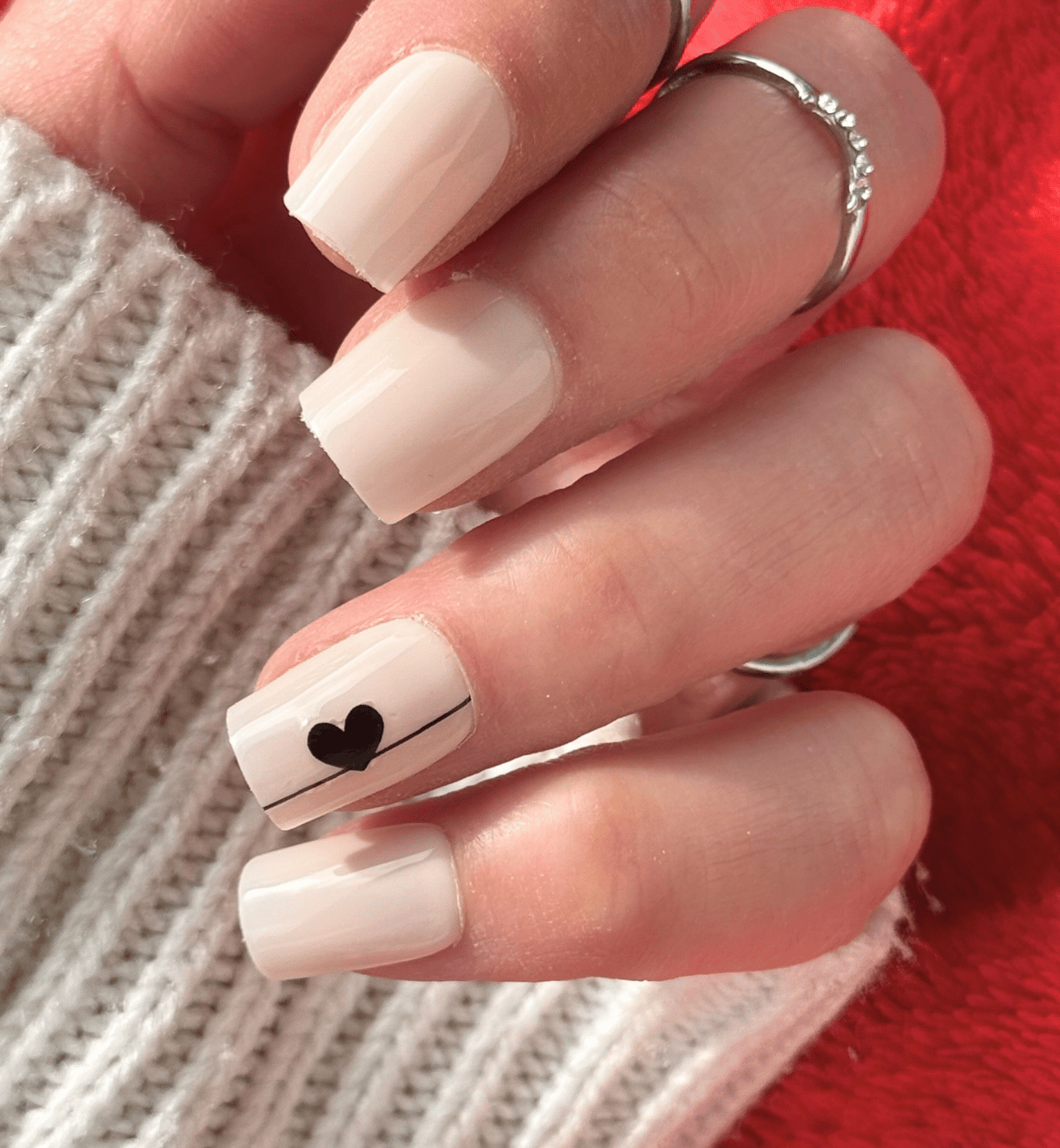 NAIL ART LOUISA CARRÉ COURT - ST-VALENTIN