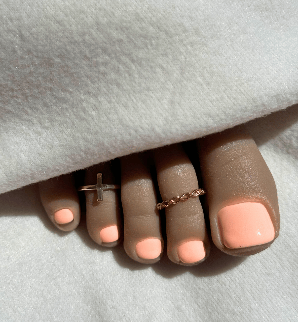 FAUX ONGLES PIEDS ORANGE PASTEL