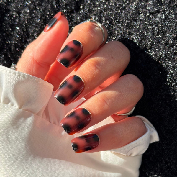 Faux Ongles Écaille de Tortue Carré Court