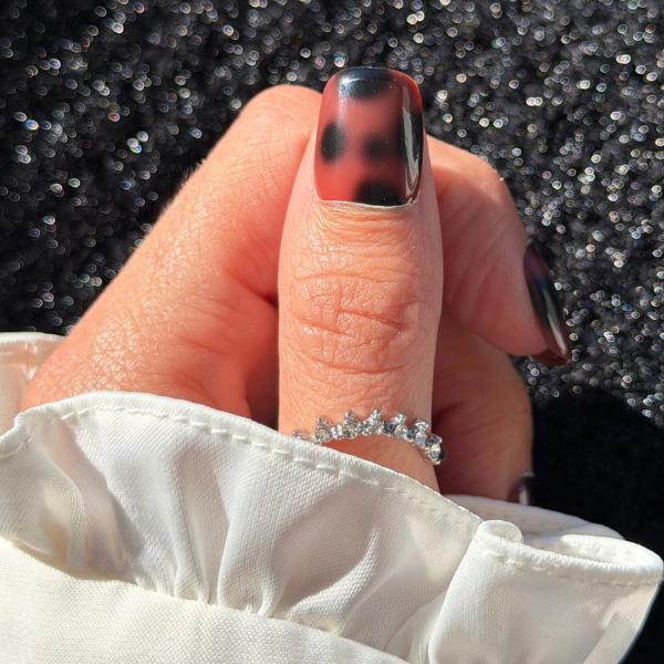 Faux Ongles Écaille de Tortue Carré Court